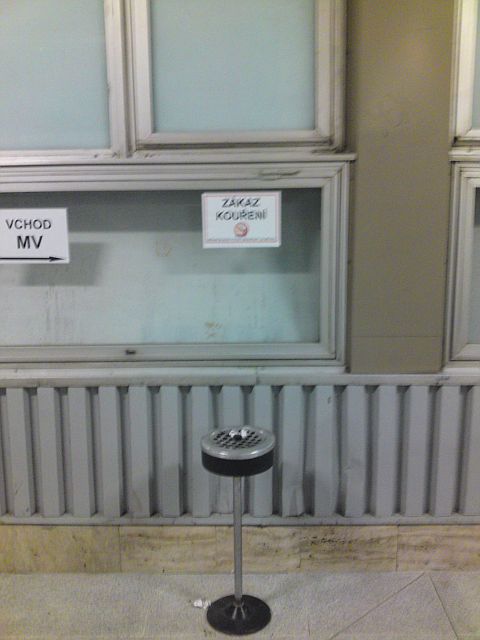 Boj proti kou�en�