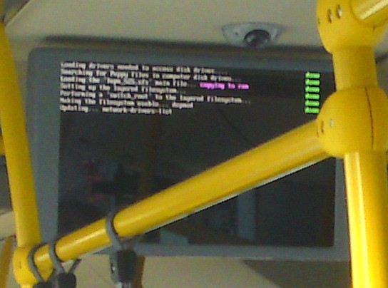 Puppy Linux v MHD Praha